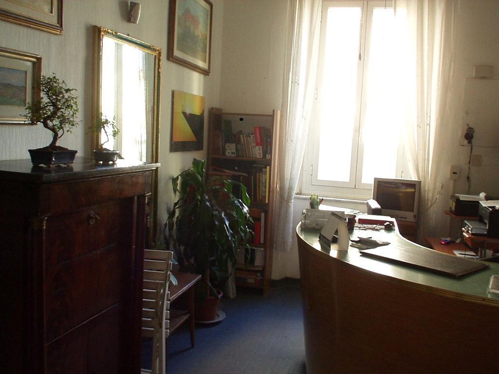 Albergo Cavour Self Check-In Livorno Exteriér fotografie